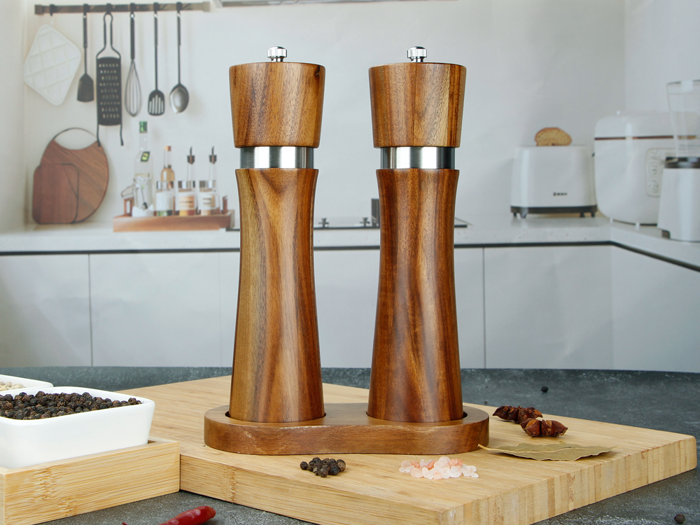 Refillable Salt and Pepper Mills